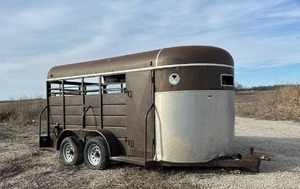 lot 36 image: 16ft Dual Axle Livestock Trailer