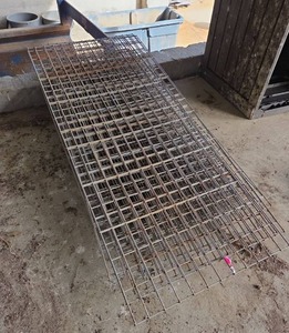 lot 14394 image: Bulk Lot of Mesh Wire Panels - Varying Sizes