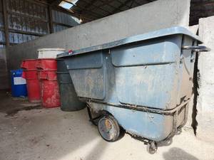 lot 14400 image: Assorted Lot w Uline Waste Bins and Storage Drums
