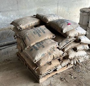 lot 14406 image: Bulk Lot of 50lb Morton Purex All Purpose Salt