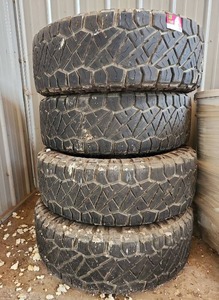 lot 14417 image: Used Nitto Trail Grappler MT Tires - Set of 4