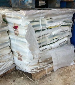 lot 14440 image: Bulk Lot of Sodium Citrate Powder