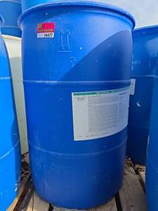 lot 14477 image: Blue 55-Gallon Drum Containing Dynachlor Chemical