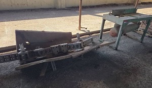 lot 16009 image: Industrial Jarvis Machine Model 4001-2212 and Conveyer Parts