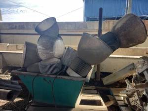 lot 16022 image: Bulk Lot of Industrial High Bay Light Fixtures