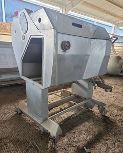 lot 16031 image: Crown Commercial Fat Skinner