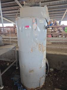 lot 16042 image: State Ultra Force Commercial Propane Water Heater  Model SUF-100-199-PE 301