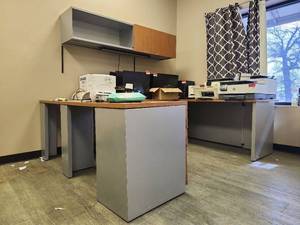lot 15116 image: Modern Office Desk Set with Storage and Wall Mounted Cabinet