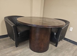 lot 15139 image: Modern Dining Set with Quilted Leather Chairs