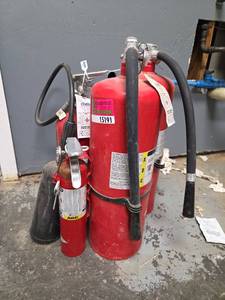 lot 15191 image: Bulk Lot of ABC Class Fire Extinguishers - Set of 4