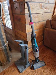 lot 20423 image: Bissell Adapt Ion Pet Cordless Stick Vacuum with Boot Warmer