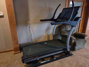 lot 20444 image: NordicTrack Commercial X32i Treadmill  Model NTL39221.4