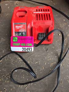 lot 20493 image: Milwaukee M12M18 Rapid Charge Battery Charger  Model 48-59-1812