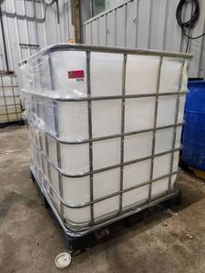 lot 15217 image: 275-Gallon IBC Tote Tank