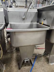 lot 15238 image: Sani-Lav Commercial Stainless Steel Wash Sink
