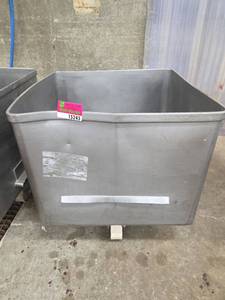 lot 15243 image: Industrial Metal Bulk Container with Casters