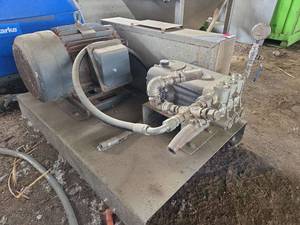 lot 16079 image: Gainesville Industrial Electric Pump System