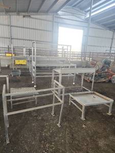 lot 18684 image: Commercial Stainless Steel Prep Tables and Work Stations