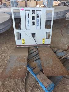 lot 19197 image: Cascade Fork Lift Forks