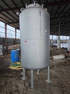 lot 19219 image: Paul Mueller 1600L Industrial Pressure Vessel Tank  Model WFI