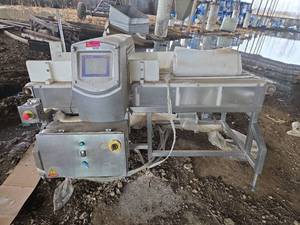 lot 19229 image: Industrial Metal Detector Conveyor System