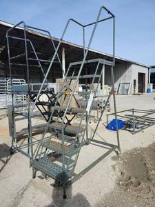 lot 15375 image: EBA Products Industrial Rolling Ladder  Model MD 0920