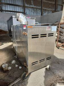 lot 15382 image: Pro Smoker N Roaster 300 SG Pellet Smoker