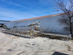 lot 15399 image: Industrial Conveyor Belt System