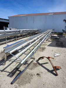 lot 15403 image: Commercial Aluminum Conveyor System