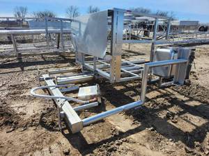 lot 15421 image: Stainless Steel Livestock Water Tank Frame