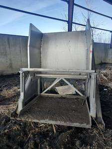 lot 19217 image: AMFEC Commercial Food Equipment Hopper