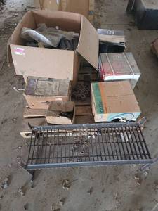 lot 19300 image: Assorted Lot of CAT5e and CAT6 Networking Cables