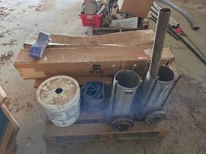 lot 19304 image: PIC Plastics Industrial Cast Iron Mold Forms and More
