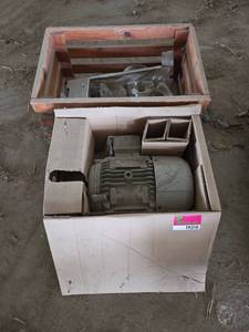 lot 19310 image: Siemens GP100 5HP Electric Motor