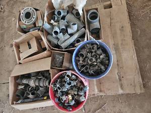 lot 19322 image: Large Lot of Used Plumbing Fittings and Connectors