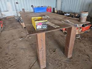 lot 19327 image: Welding Table and Contents