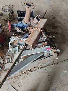 lot 19333 image: Bulk Lot of Scrap Metal