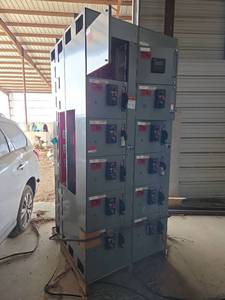 lot 19335 image: Industrial Allen-Bradley 2100 MCC Control Panel System