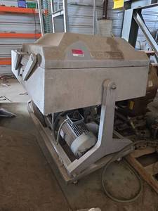 lot 19338 image: Ultravac 2100D Vacuum Packing Machine