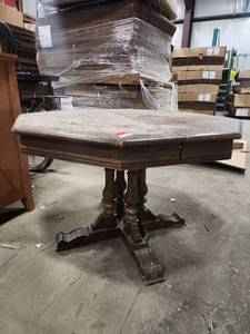 lot 15695 image: Expandable Hexagonal Oak Dining Table