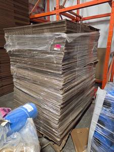 lot 15729 image: Bulk Lot of Cardboard Boxes