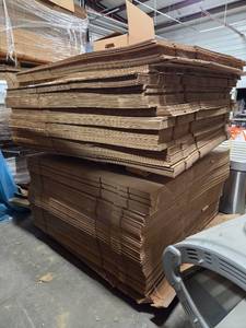 lot 15736 image: Bulk Lot of Cow Head Cardboard Boxes