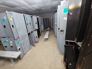lot 15823 image: Bulk Lot of Metal School Lockers and Benches