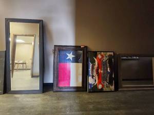 lot 15880 image: Wall Art Collection - 4 Total Pieces