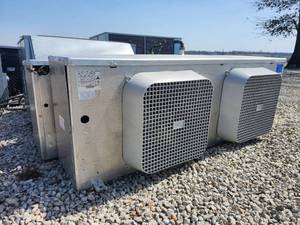 lot 15915 image: Bohn Commercial Refrigeration Unit  Model T15E06953