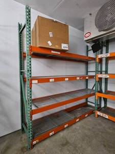 lot 23519 image: Industrial Pallet Racking System with Wire Decking