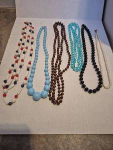 lot 28510 image: Beaded Necklace Collection - Set of 6