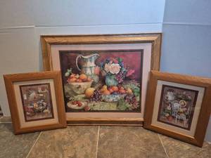 lot 28528 image: Home Interiors Still Life Print Set