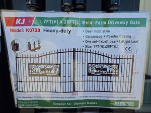 lot 3030 image: 7x20ft Heavy-Duty Metal Farm Driveway Gate with Deer Motif (One Gate Set)