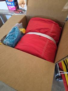 lot 3285 image: Doctor Dolphin Inflatable Castle with Air Blower (See Images)